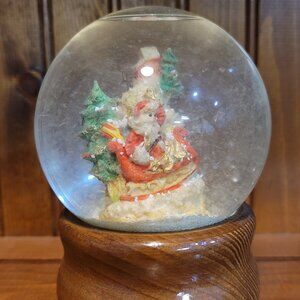 Vintage 1980's Musical Snow Globe Santa in His Sleigh with Reindeer and Christma